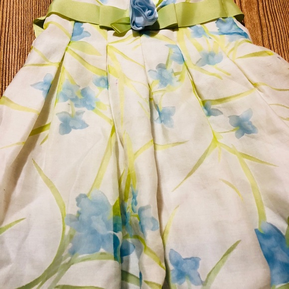 Summer Dress (5t) 2 dresses - Picture 3 of 6